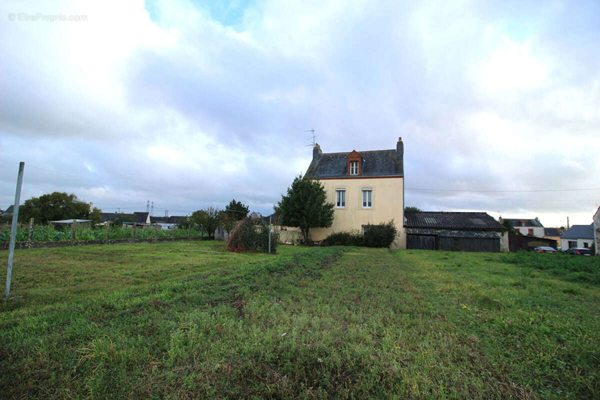 Maison à SAINT-MALO-DE-GUERSAC
