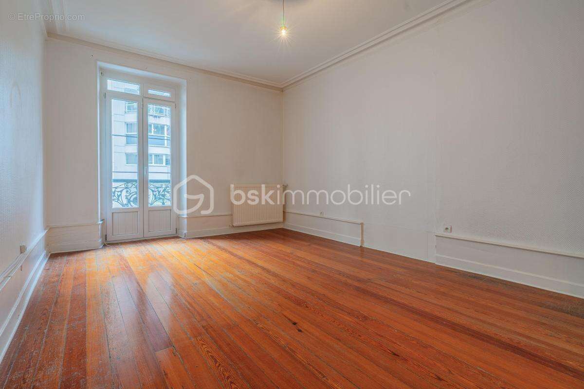 Appartement à AIX-LES-BAINS