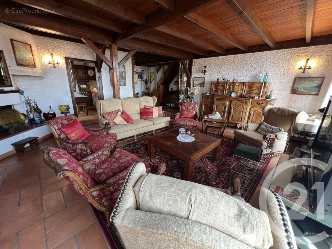 Maison 175 m² à San-Martino-Di-Lota  - photo 8