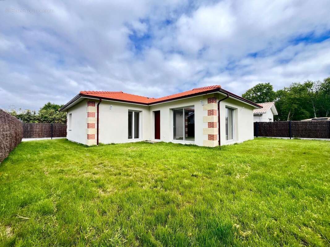 Photo 5 - Maison à LANTON
