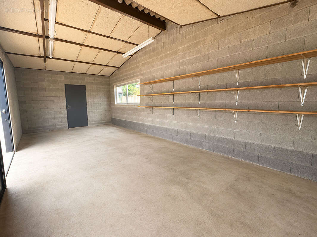 Maison avec grande parcelle de terrain - photo 13