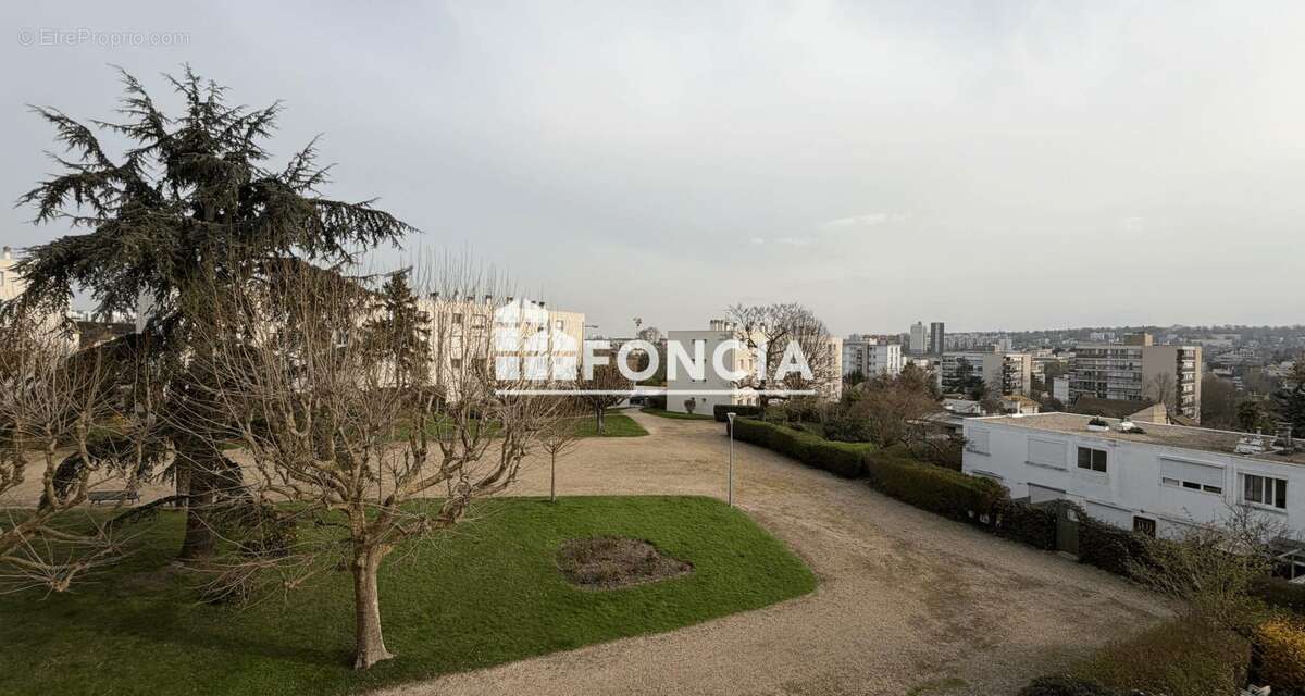 Appartement à RUEIL-MALMAISON