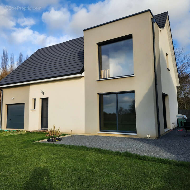 Maison à ROMILLY-SUR-ANDELLE