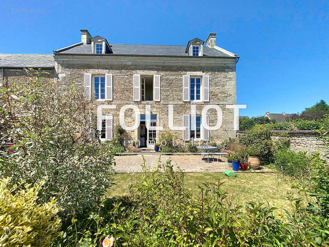 Maison à CESNY-BOIS-HALBOUT