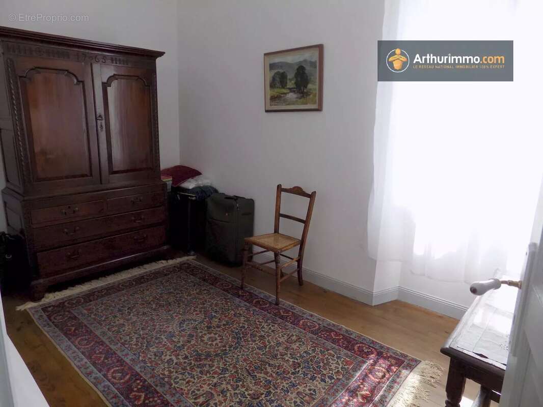 Maison à SAINTE-COLOMBE-SUR-L&#039;HERS