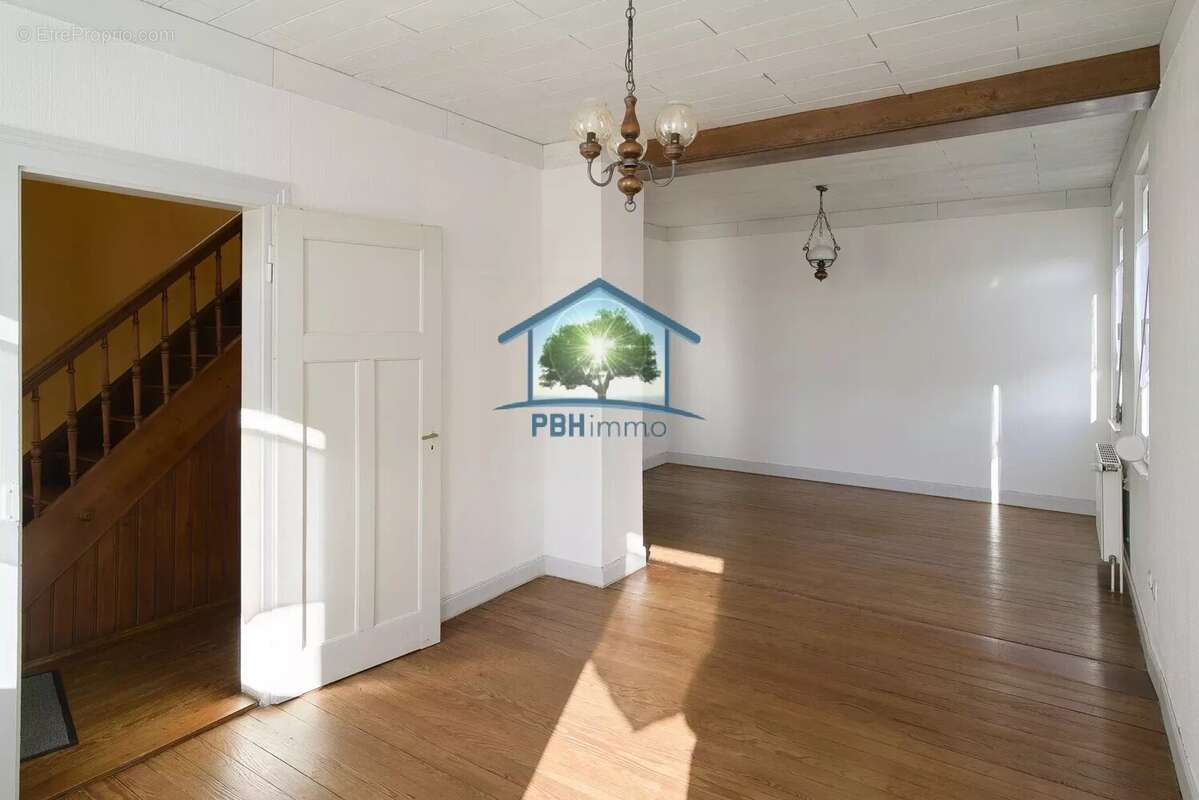 Maison à SOULTZ-SOUS-FORETS