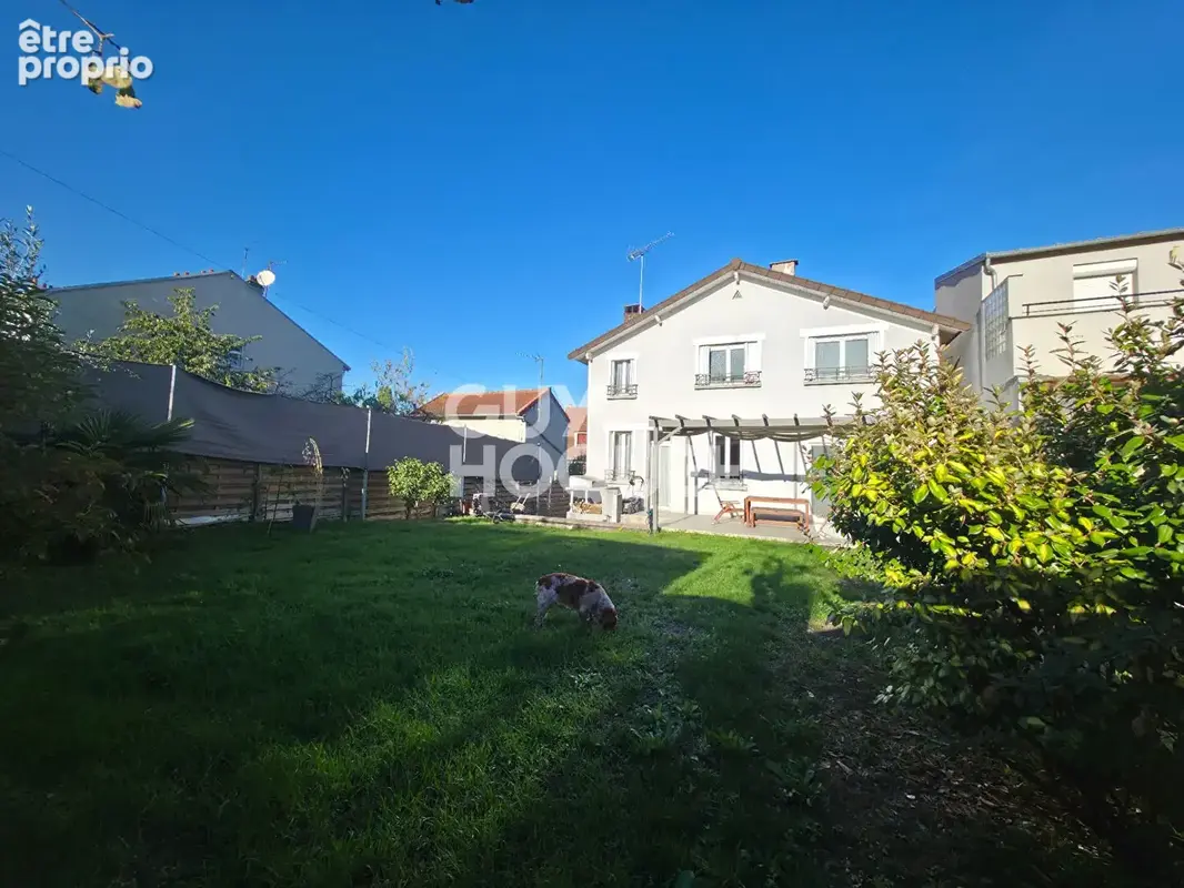 FONTENAY-SOUS-BOIS Maison lumineuse avec 5 chambres, jardin et terrasses - photo 13