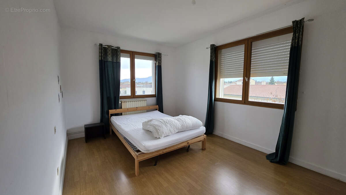 Maison à ROMANS-SUR-ISERE