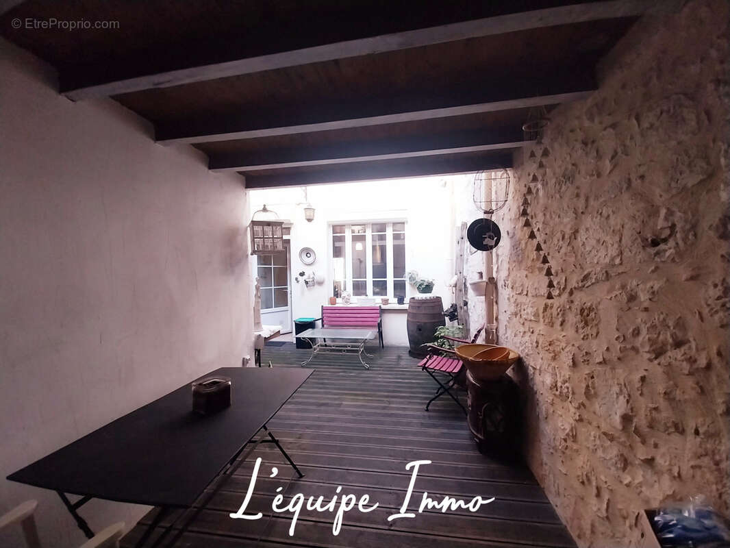 Maison à MAUVEZIN