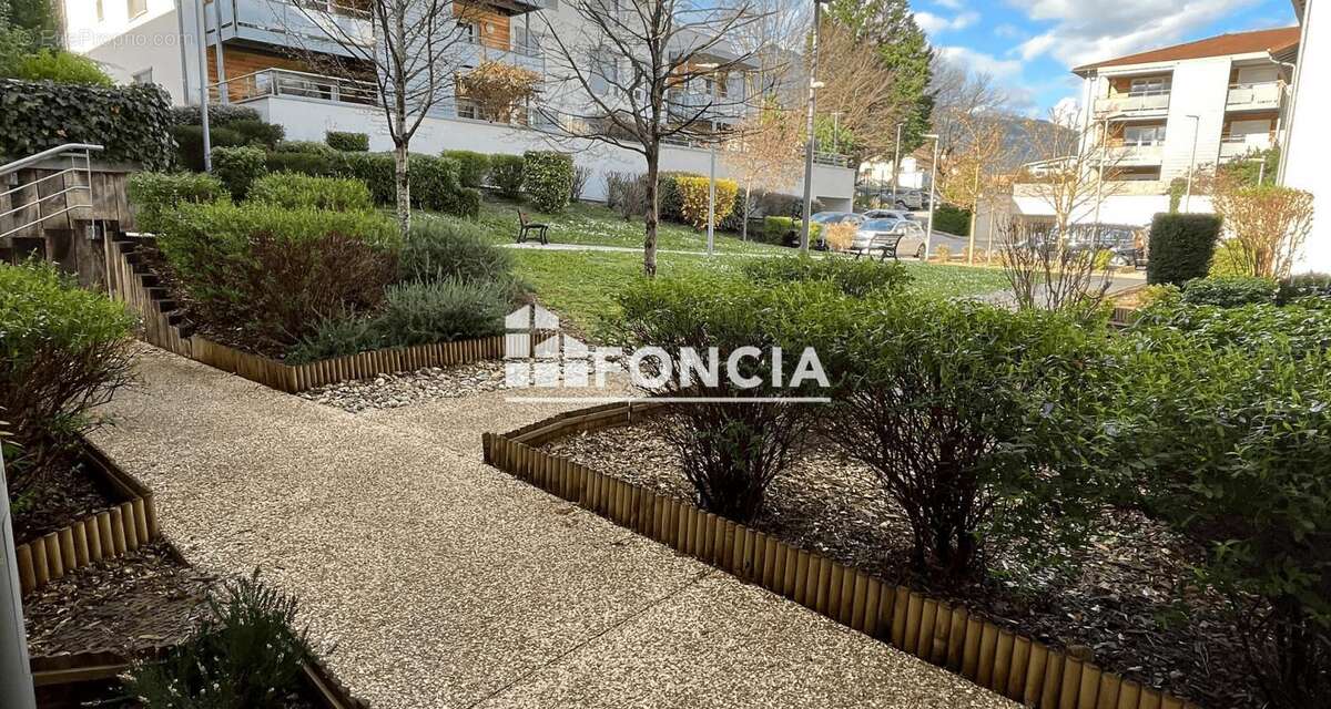 Appartement à SAINT-ISMIER