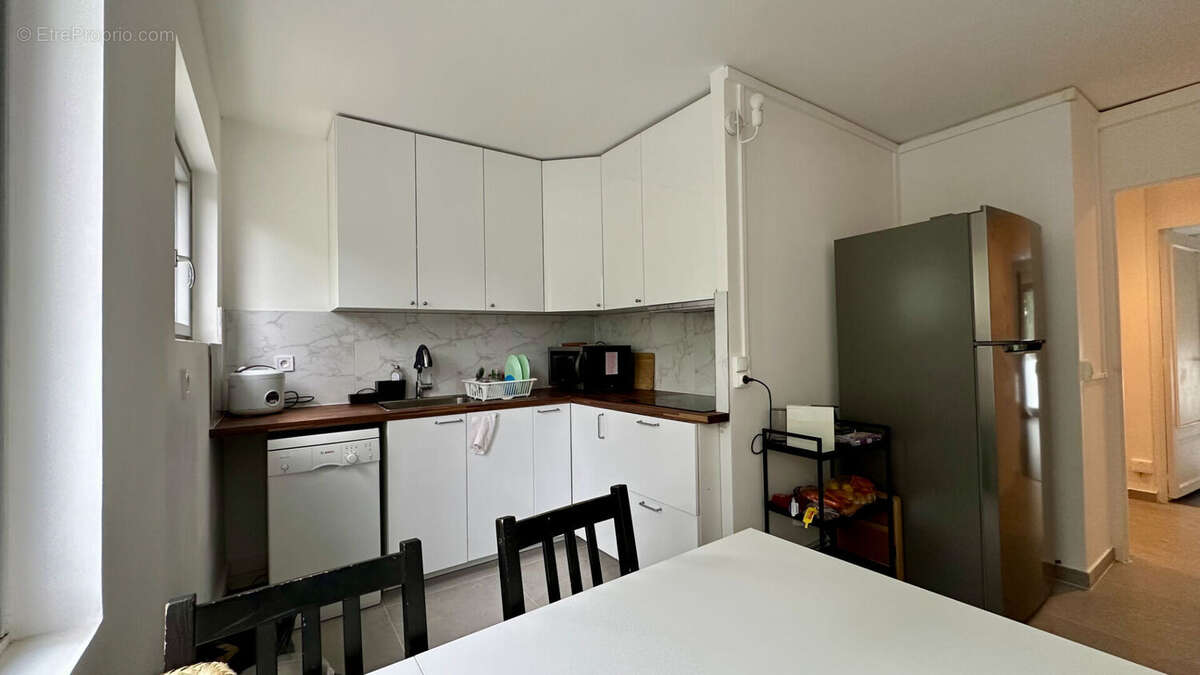 Appartement à FRESNES