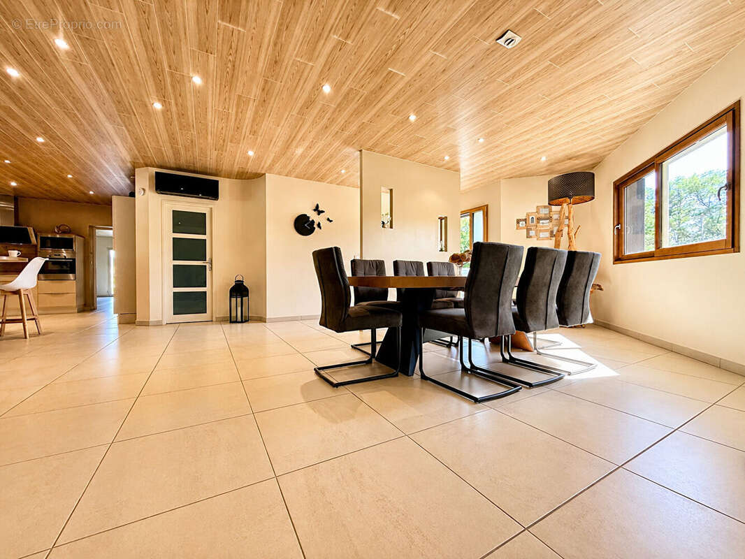 Maison 300m² à coutras - photo 3