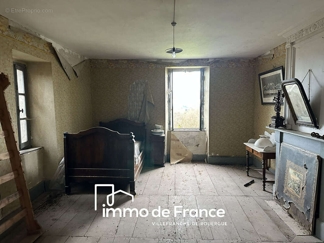 Maison à RIEUPEYROUX