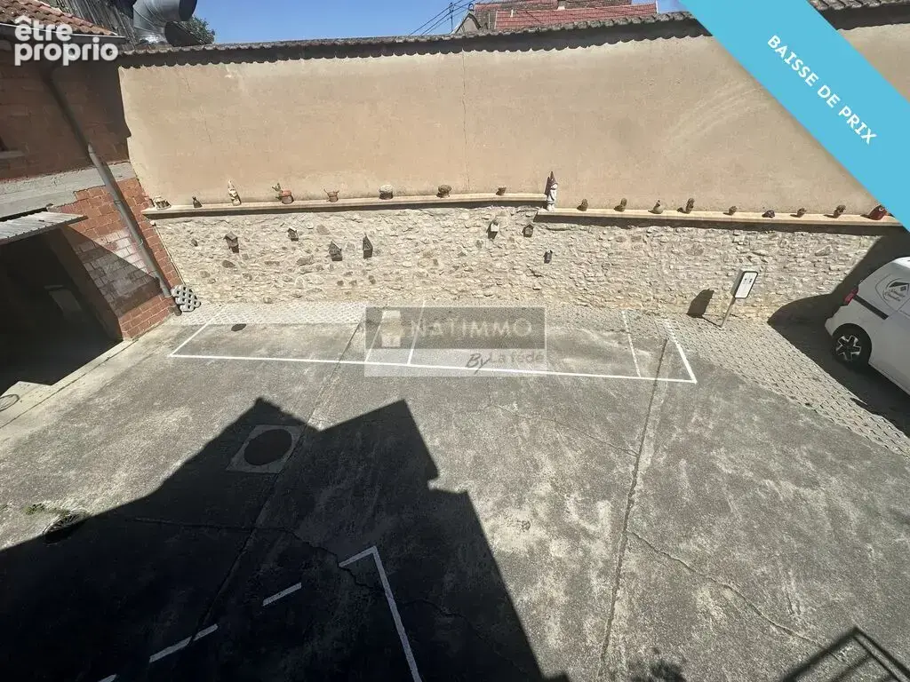 5 pièces de 138 m² avec terrasse et parkings - photo 12