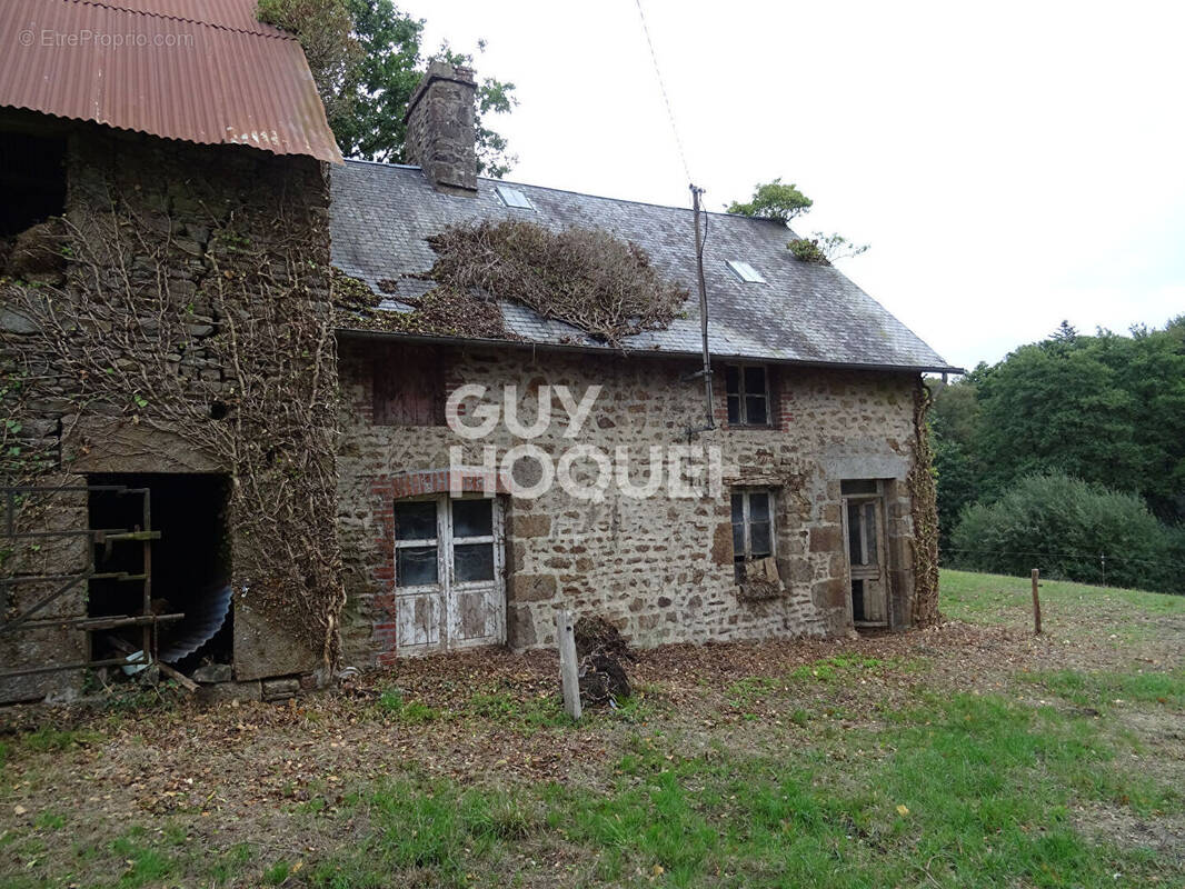 Maison à REFFUVEILLE