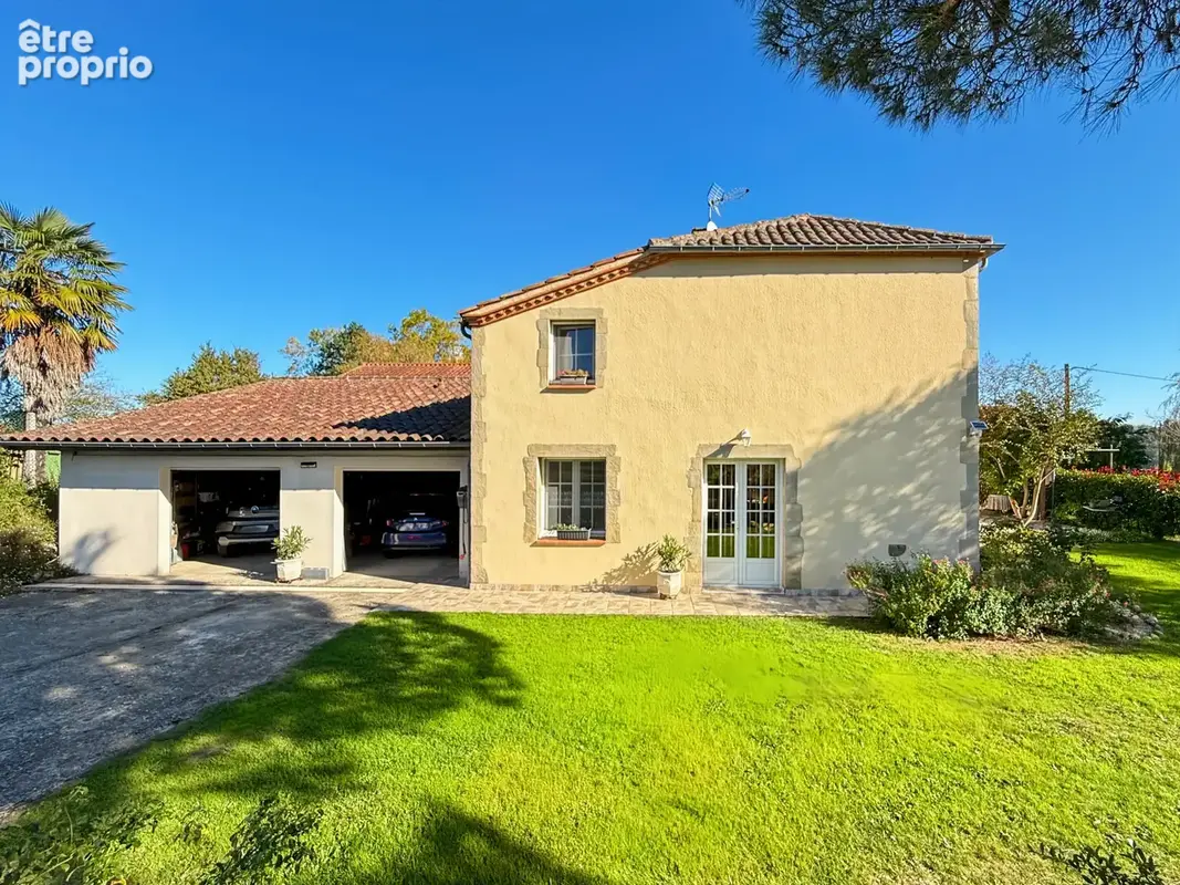 GERS (32) – À 10 min d’Aire-sur-l’Adour – Superbe maison en pierre rénovée de 160 m², 4 chambres, terrain arboré de 1 592 m² - photo 14