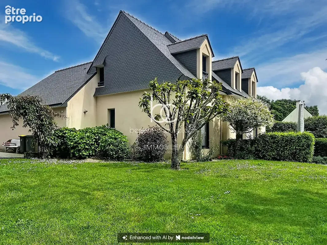 Plescop - Maison familiale de charme avec jardin arboré - photo 18