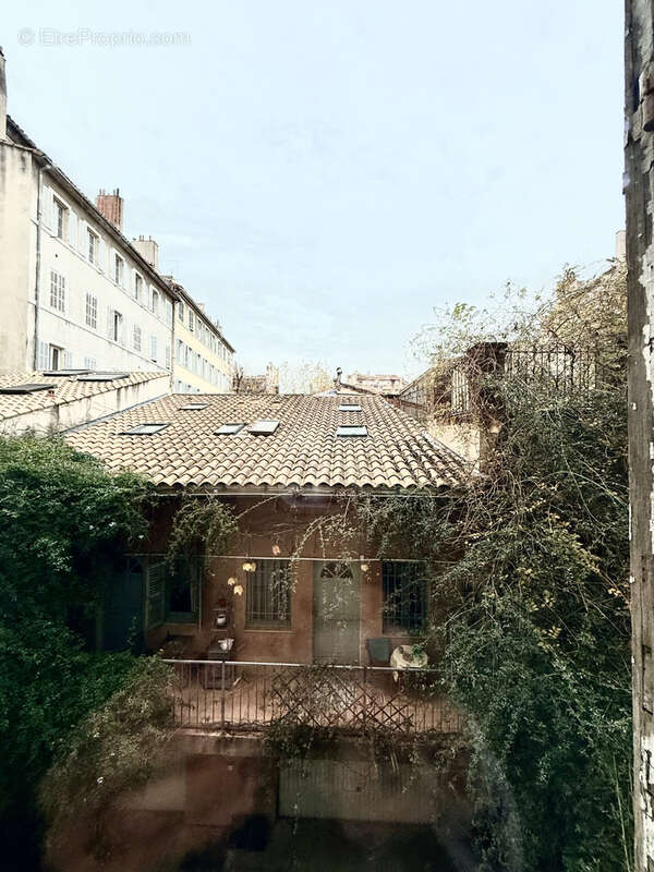 Appartement à MARSEILLE-6E