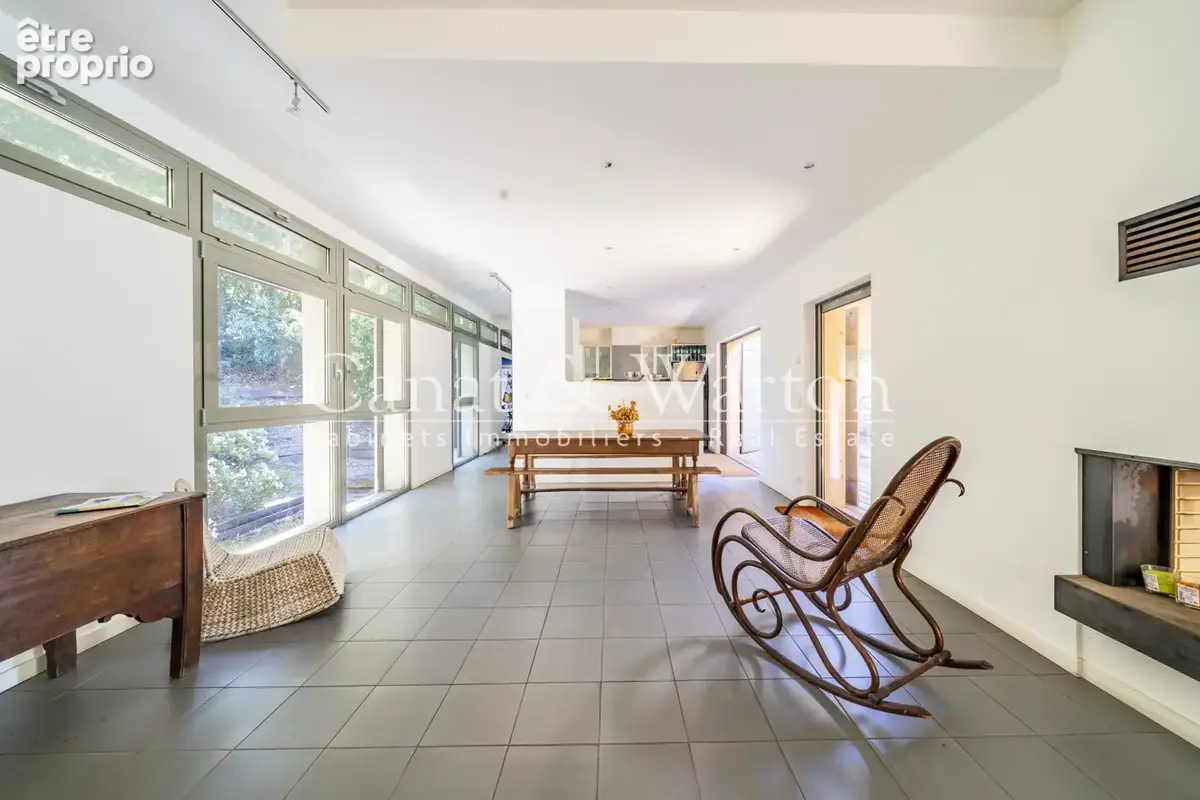 Proche du centre et plage: villa d'architecte avec vue mer & piscine - photo 7
