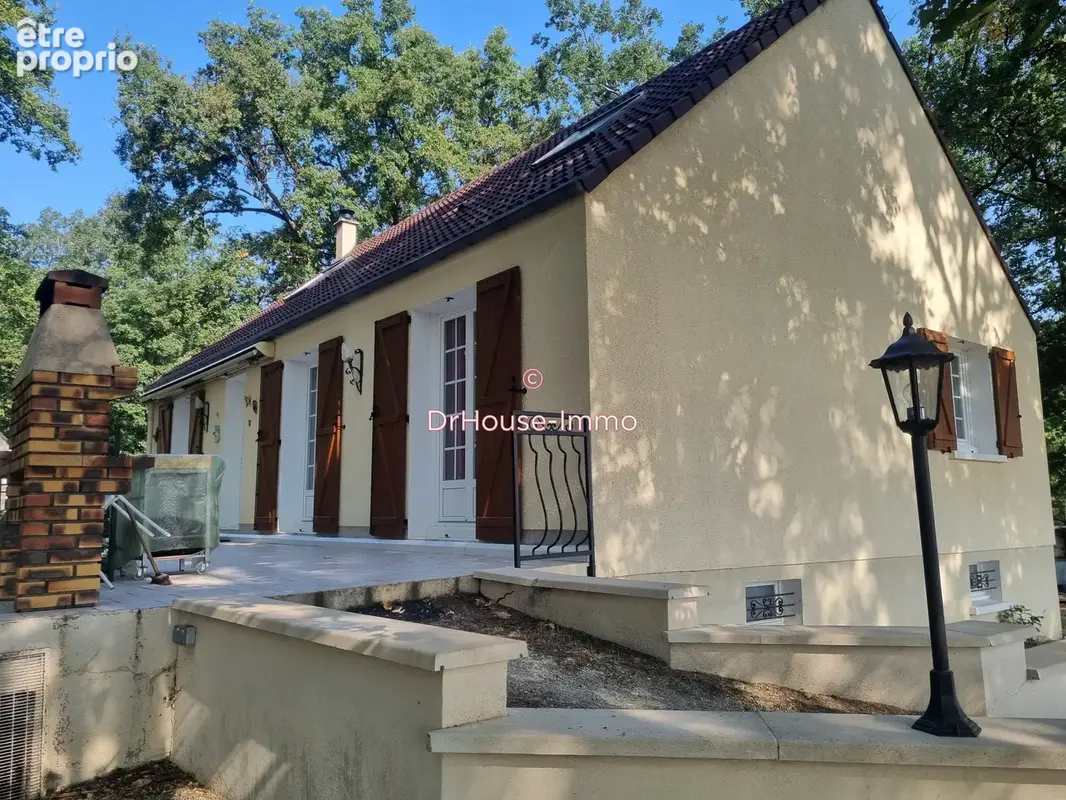 Maison 6 pièces 123 m² à vendre à Saint-Germain-Des-Pres (45220) - photo 2