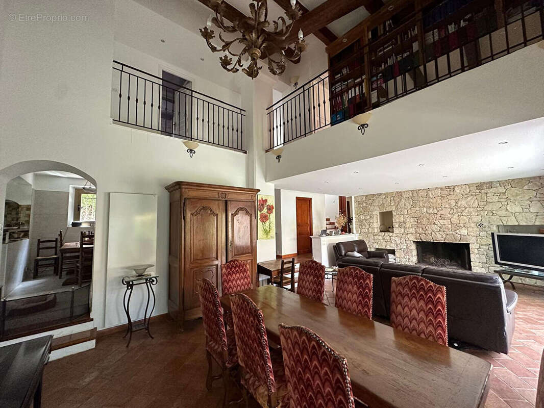 Maison à CAGNES-SUR-MER