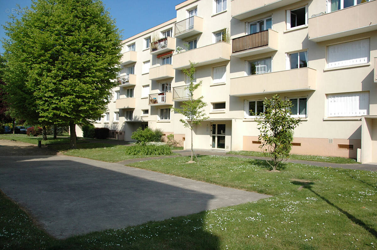 Appartement à BOIS-D'ARCY