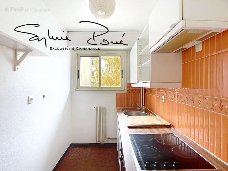 Appartement à PARIS-20E