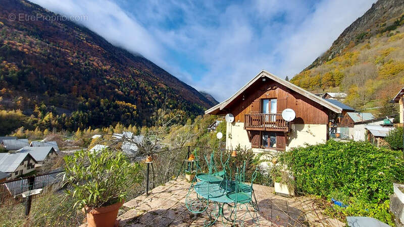 Maison à VAUJANY