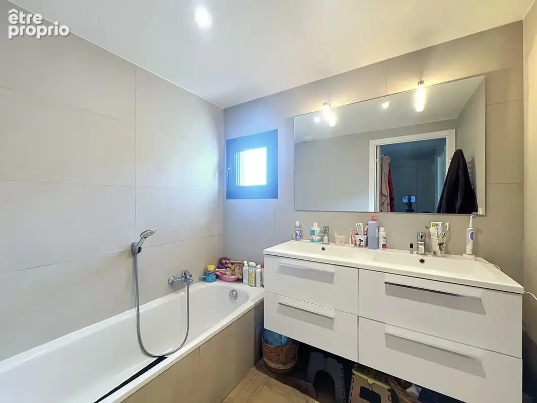 Villeneuve-Loubet – Maison contemporaine 4 chambres, jardin et plages à proximité - photo 16