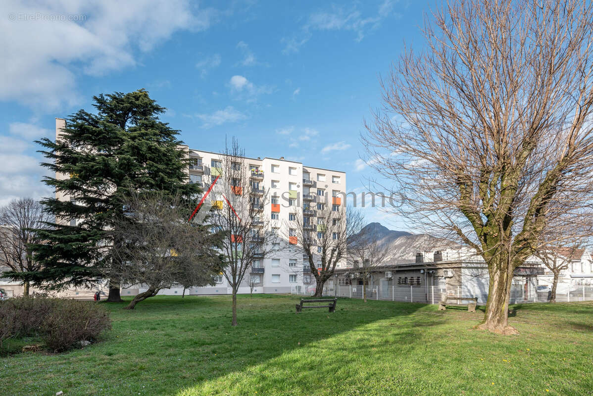 Appartement à SEYSSINET-PARISET