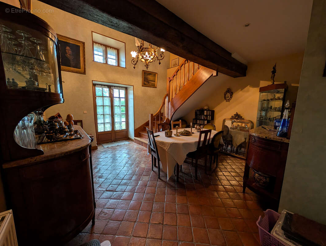 Maison à LONGECOURT-LES-CULETRE