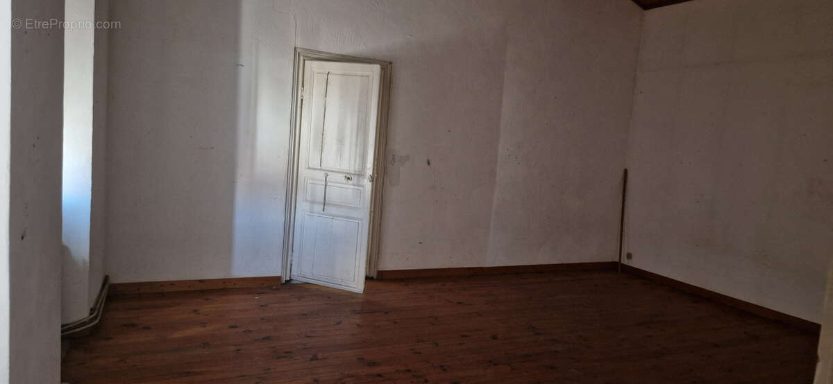 maison ancienne  à rénover 95 m2 avec jardin - photo 7
