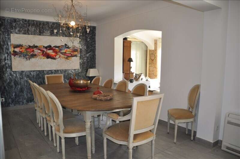 Appartement à SAINT-RAPHAEL