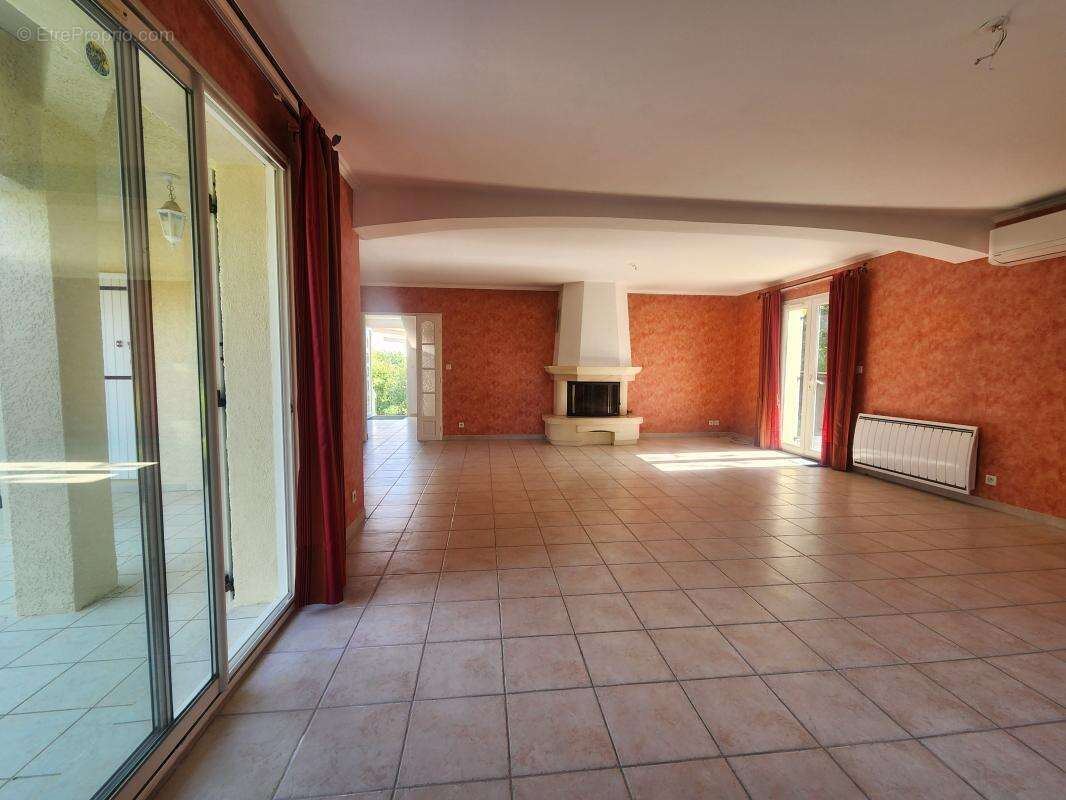 Maison traditionnelle 134 m² sur terrain de 877 m², sans vis-à-vis - photo 7
