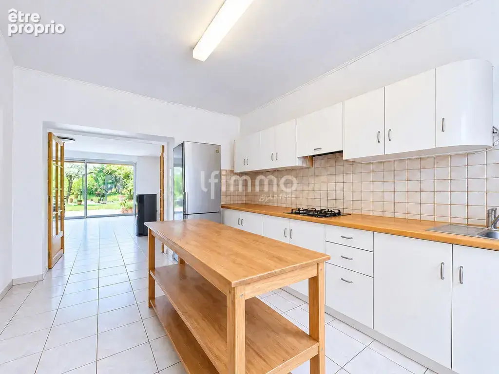 Maison de 5 pièces, 128 m² à Dinéault 29150 - photo 9