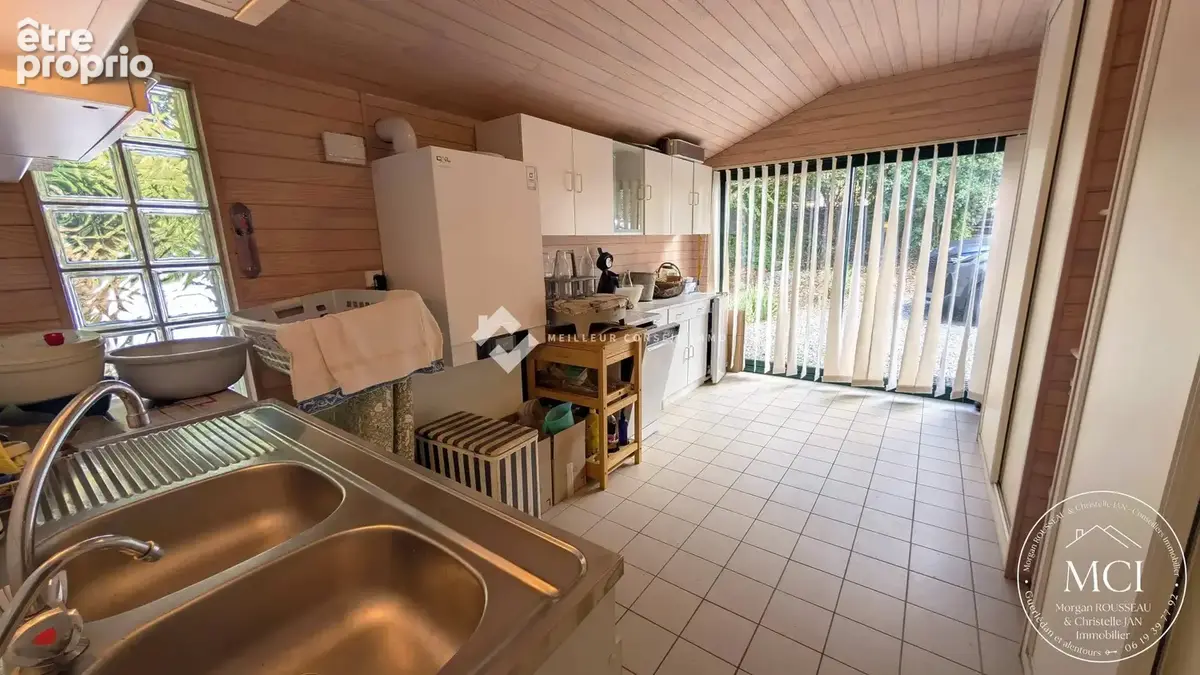 Maison 105 m² à Saint-Gilles-Vieux-Marche  - photo 5