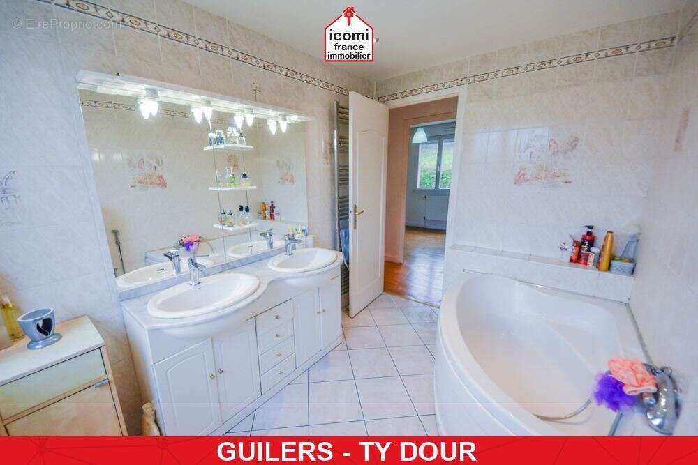 Finistere - guilers (29820) - a vendre - maison individuelle t8 135m² - 6 chambres - double garage - sur terrain de 2425m² - photo 7