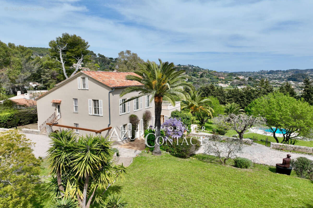 Maison à MOUGINS