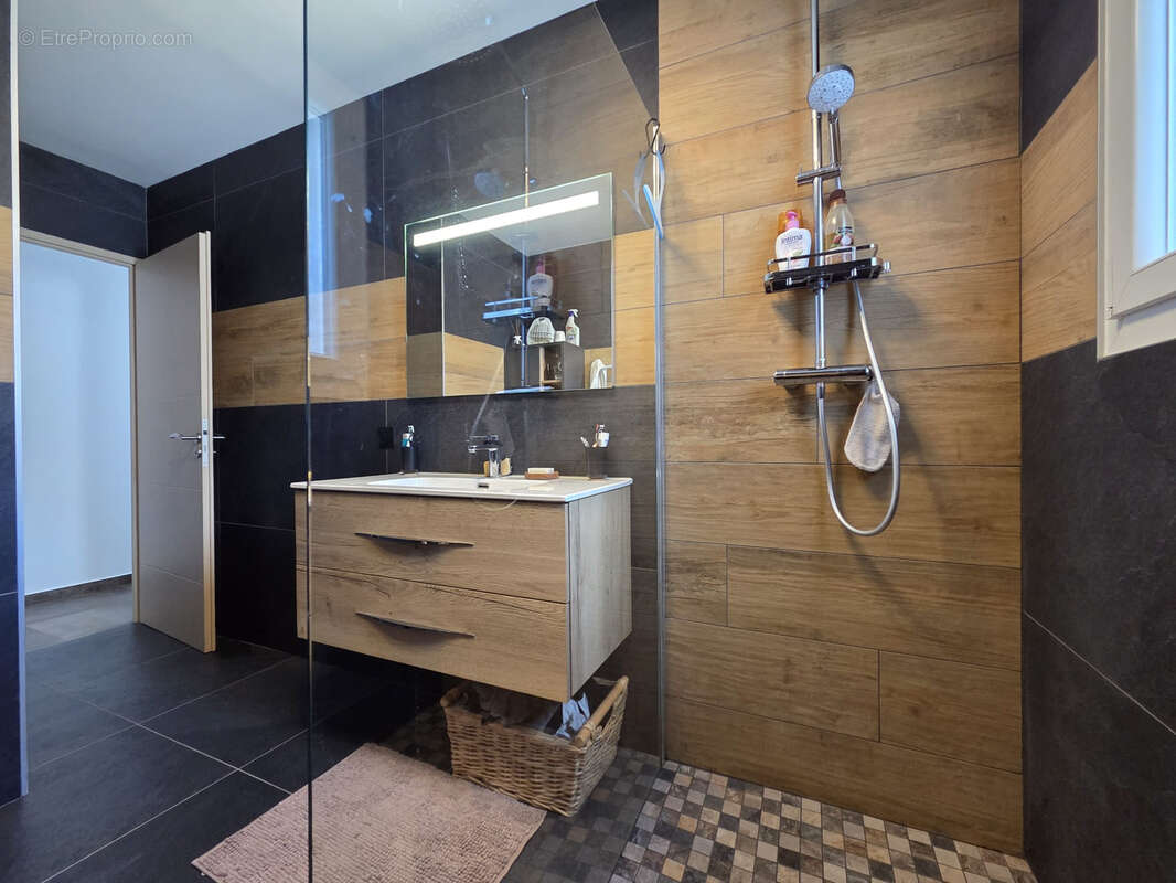 Maison à BIZE-MINERVOIS