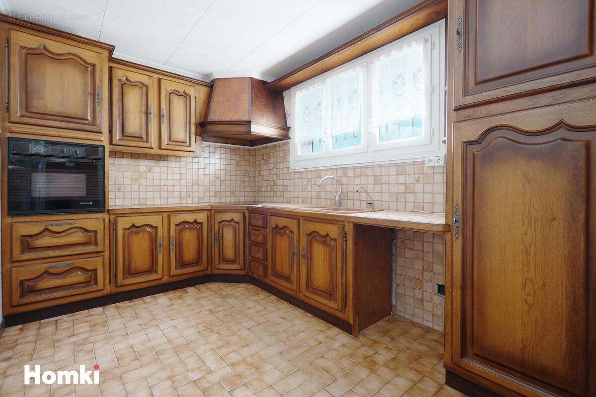 Maison à VILLENEUVE-LES-BEZIERS