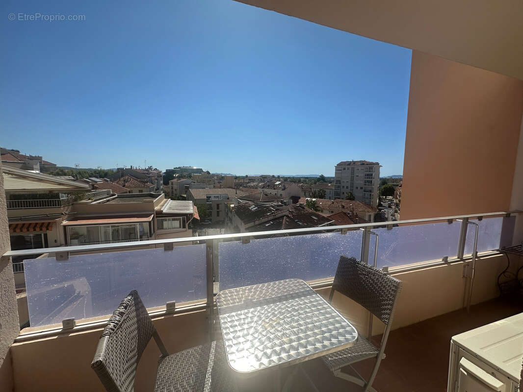Appartement à HYERES
