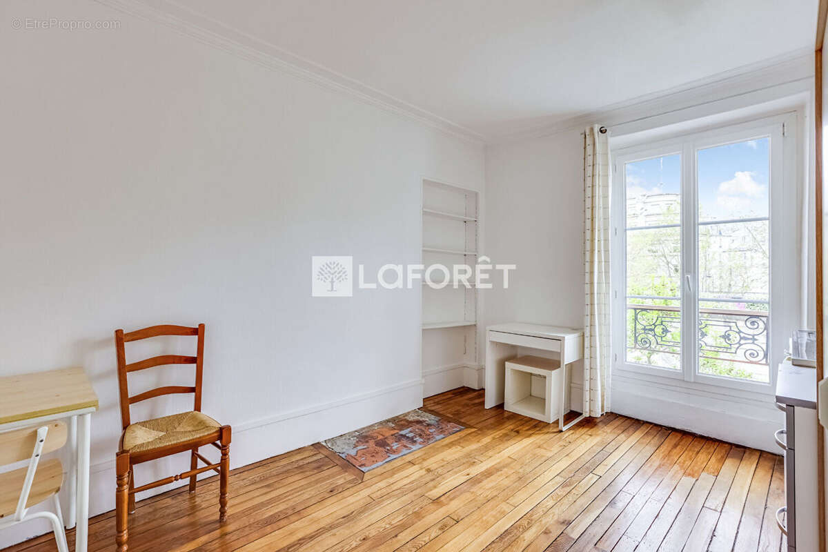Appartement à PARIS-12E