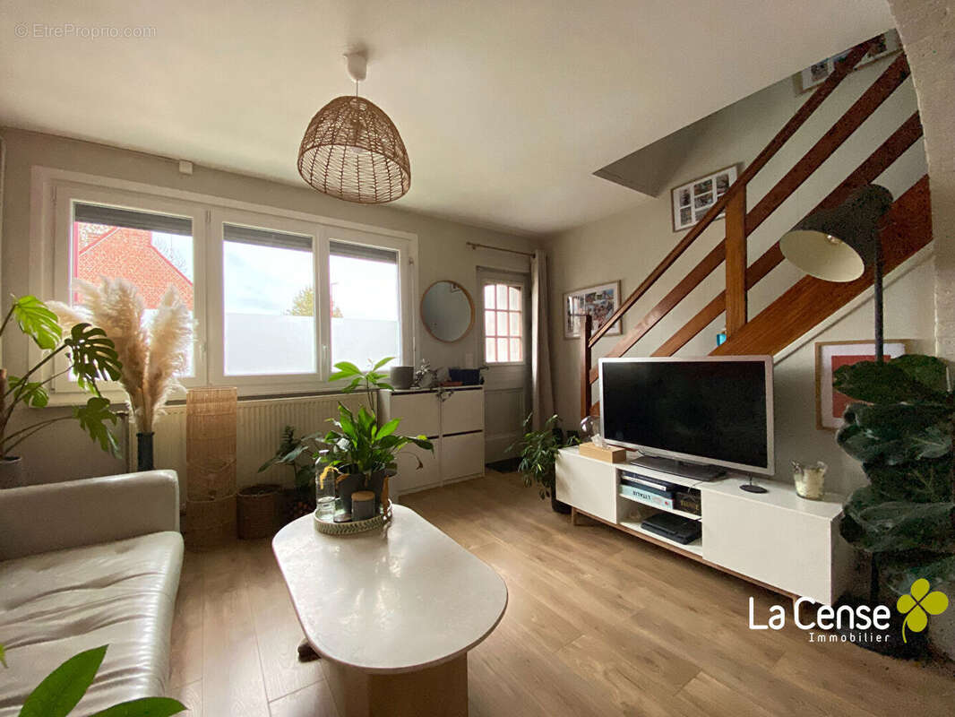 Maison à SAINGHIN-EN-MELANTOIS