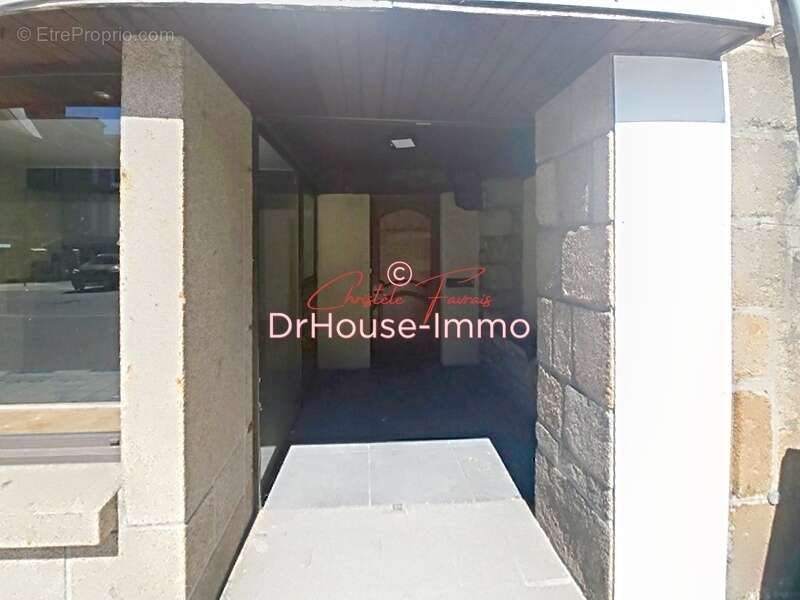 Maison 210 m² à Louvigne-Du-Desert  - photo 4