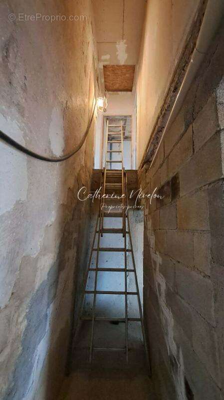 Maison à VILLENEUVE-LES-BEZIERS