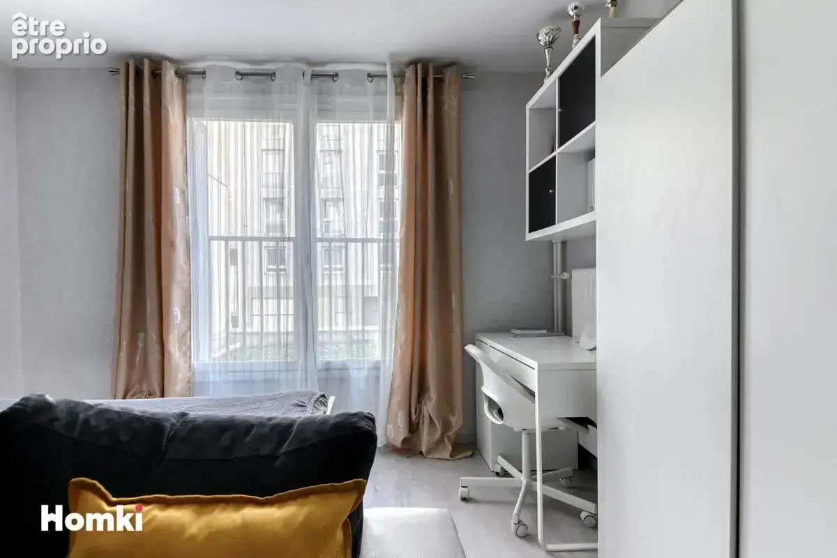 Appartement T3 de 71 m² à Lyon 69003, Rue André Philip - photo 3