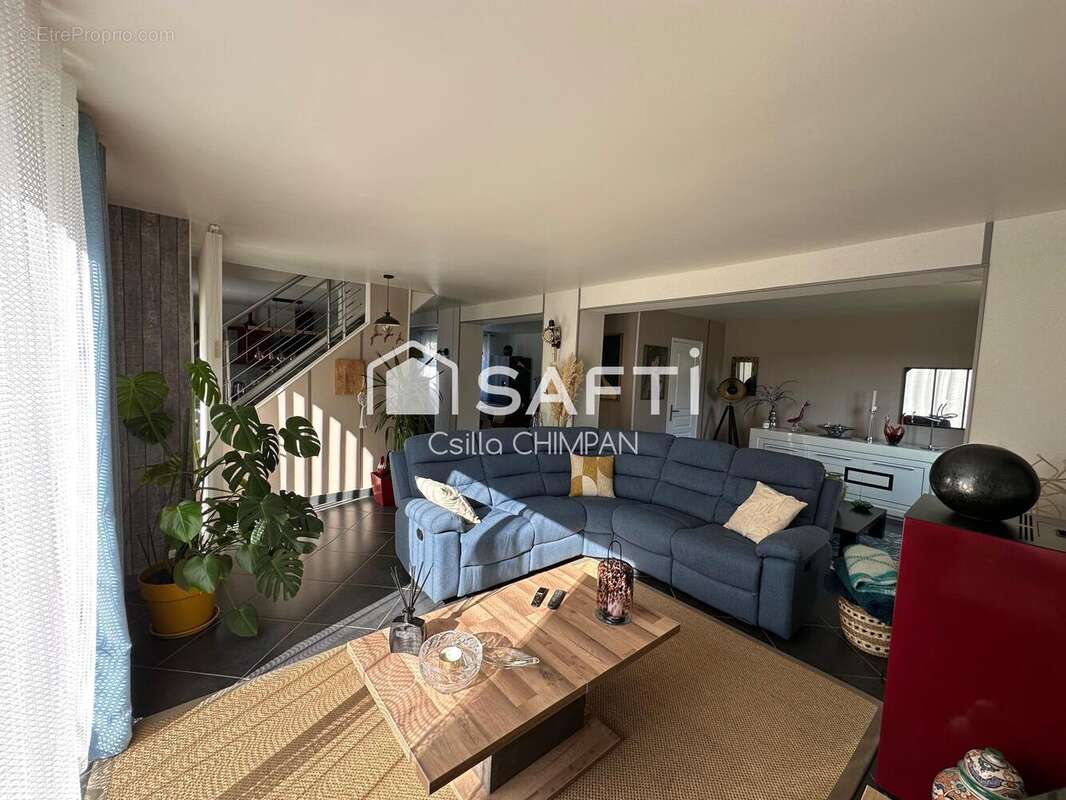 Photo 3 - Maison à BELLE-ISLE-EN-TERRE