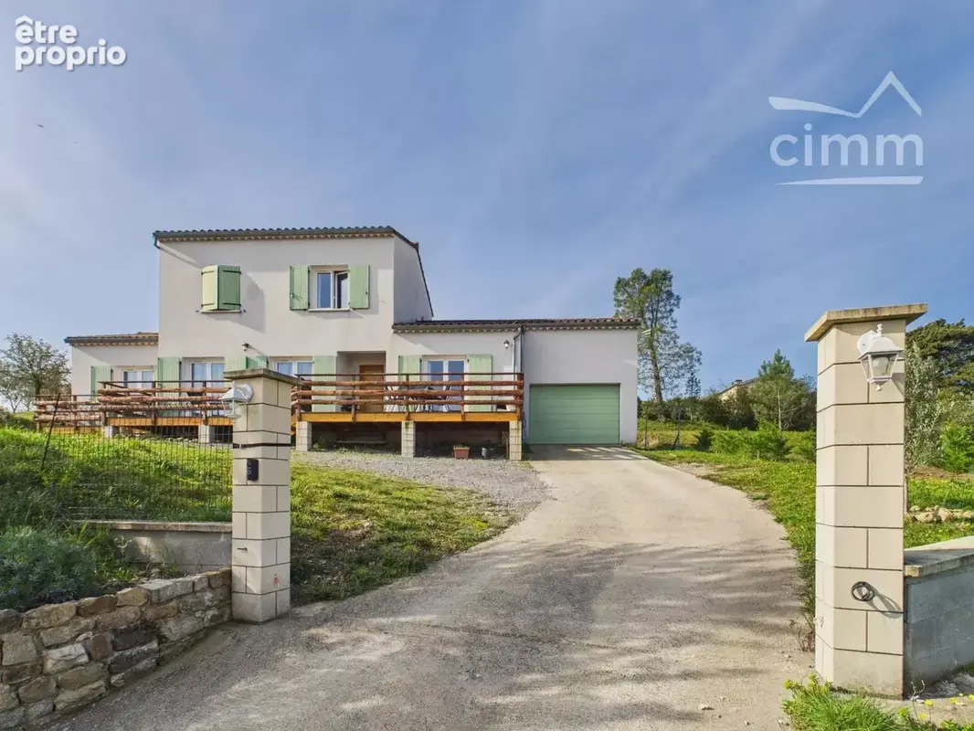 Vue panoramique à Joyeuse : 4CH, tranquillité et très belles prestations - photo 15