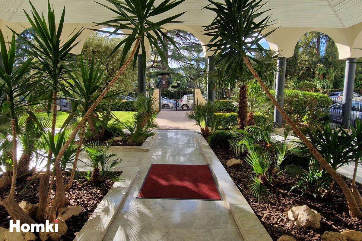 Appartement à LE CANNET