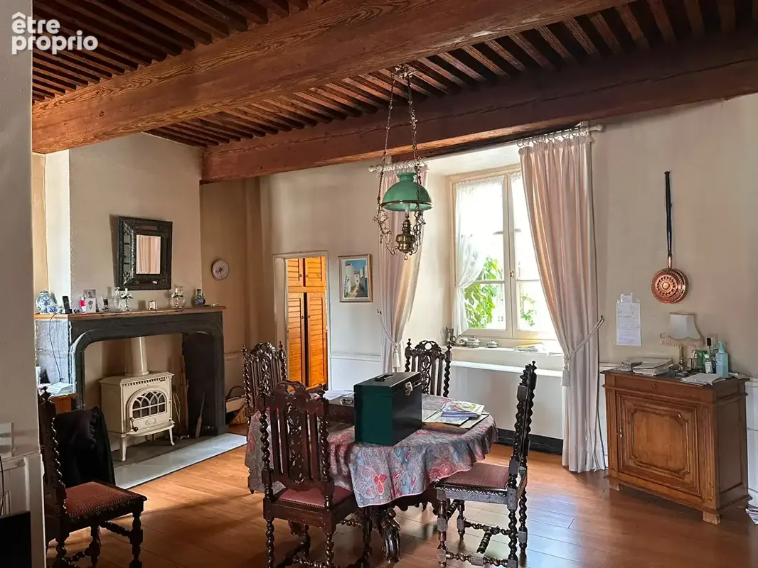Maison 400 m² à Saint-Flour  - photo 7